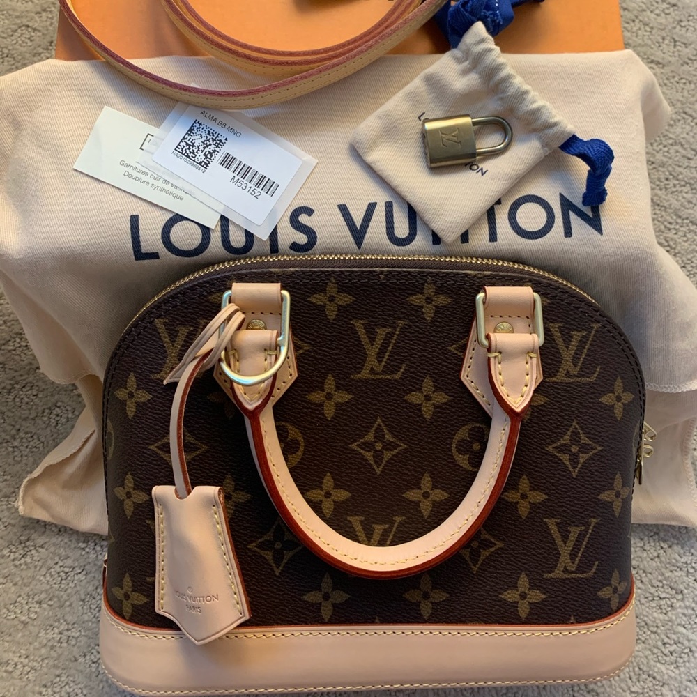 (SOLD) 💫 LV Alma BB Monogram 💫
